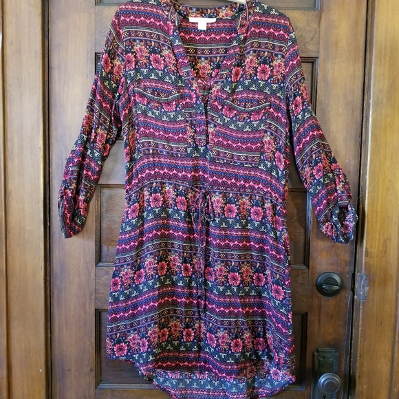 miami Dresses & Skirts - 💥 Miami Floral button Up Dress Size Large